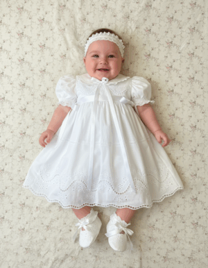 Vestido Infantil para Batizado com Bordado Richelieu e Renda – Algodão Cambraia